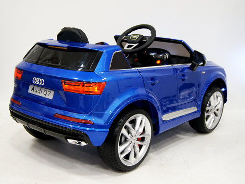 Детский электромобиль audi
